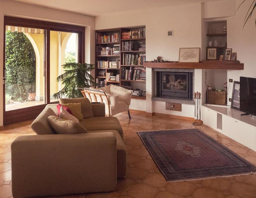 La Tua Villa Sul Lago - Casa Kollegger Luino Εξωτερικό φωτογραφία